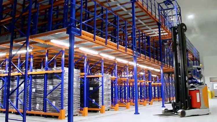 揚(yáng)子電動叉車