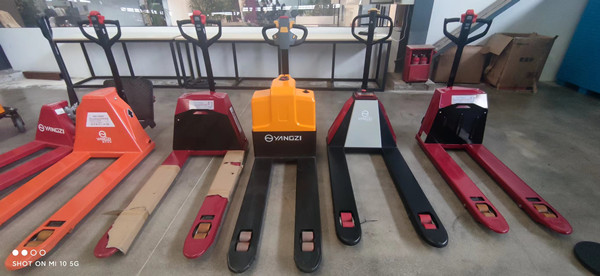 電動搬運(yùn)車都有哪些作用和特點(diǎn) 電動搬運(yùn)車都有哪些作用和特點(diǎn)