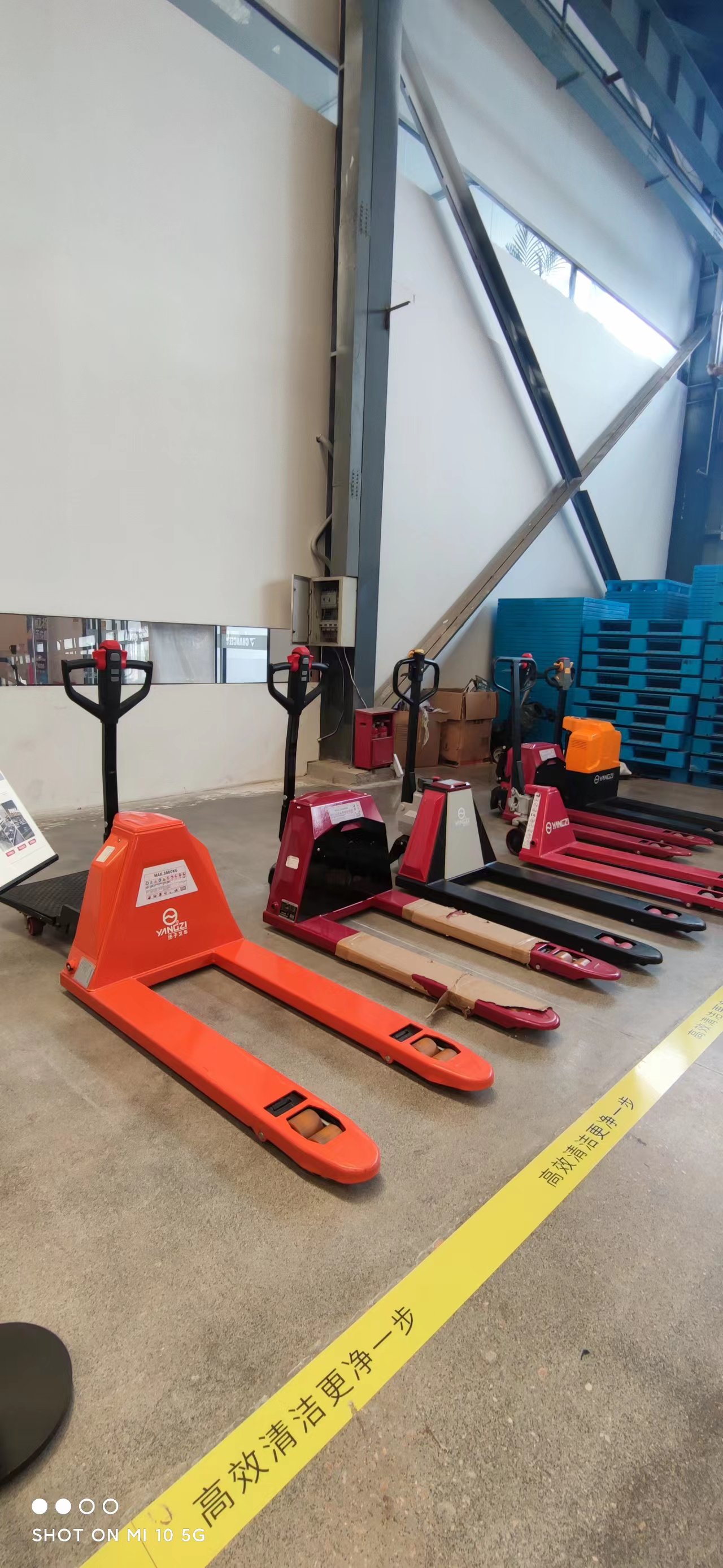 手動(dòng)液壓叉車的維護(hù)措施 手動(dòng)液壓叉車的維護(hù)措施